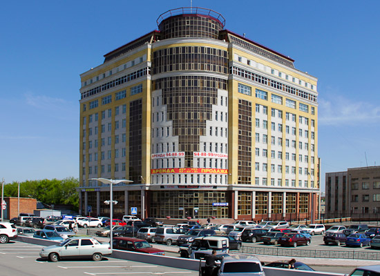 Офисное здание в центре Омска