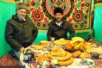 Так угощают гостей в Таджикистане
