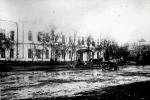 Грязные улицы в центре города. Женская гимназия. 1910