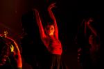 Эффектное появление танцовщиц: испанский танец