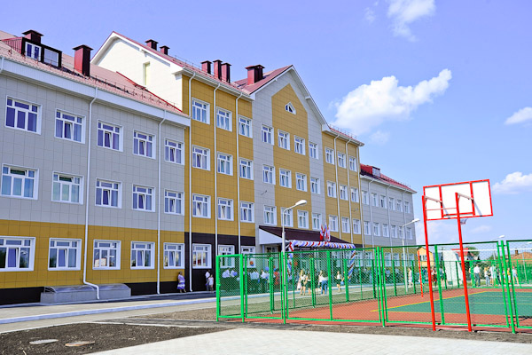 Открытие школы № 53 в Омске