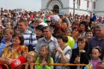 Многотысячная армия зрителей