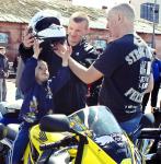 Шлем — обязательный атрибут экипировки