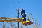 Установка новых высоковольтных проводов электросети