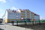 Новый объект — часть современного образовательно-оздоровительного комплекса, который также включает детский сад и спортивный центр