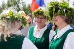 Лаконичные европейские фасоны и самые летние цвета из возможных