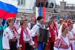 Немного жаль, что такие наряды не принято носить повседневно