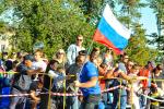 Поделиться радостью обязательно нужно со зрителями!