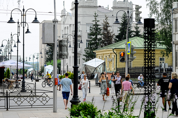 Улица Чокана Валиханова. Вид на здание департамента культуры омской мэрии