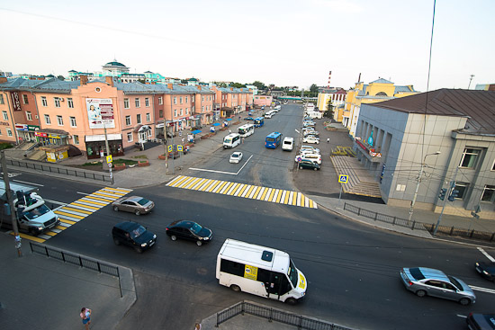  Отремонтированный по национальному проекту «Безопасные качественные дороги» участок улицы Лобкова 